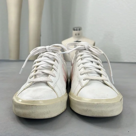 VEJA Logo Campo Leather Pink V Sneakers - Picture 3 of 11